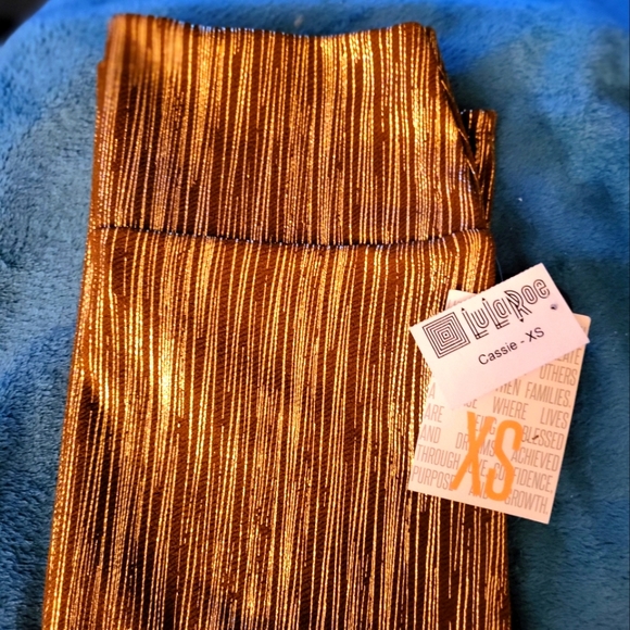 NWT LuLaRoe Gold Pencil Skirt - Picture 2 of 3